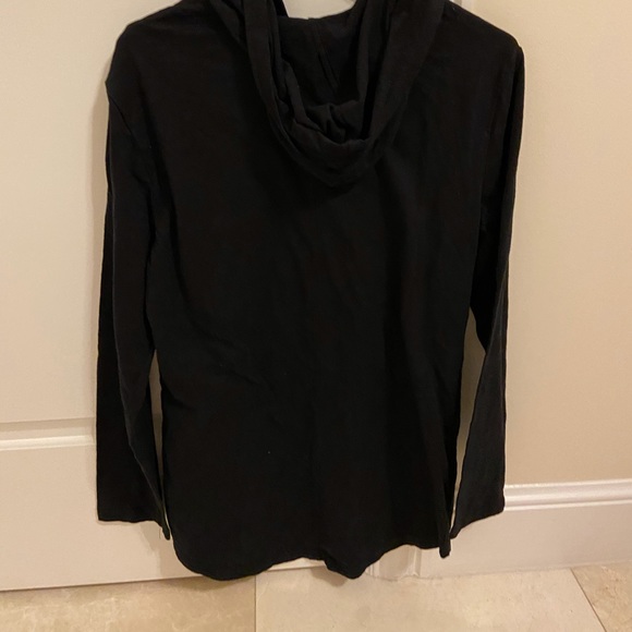 Black hoodie - Picture 2 of 3